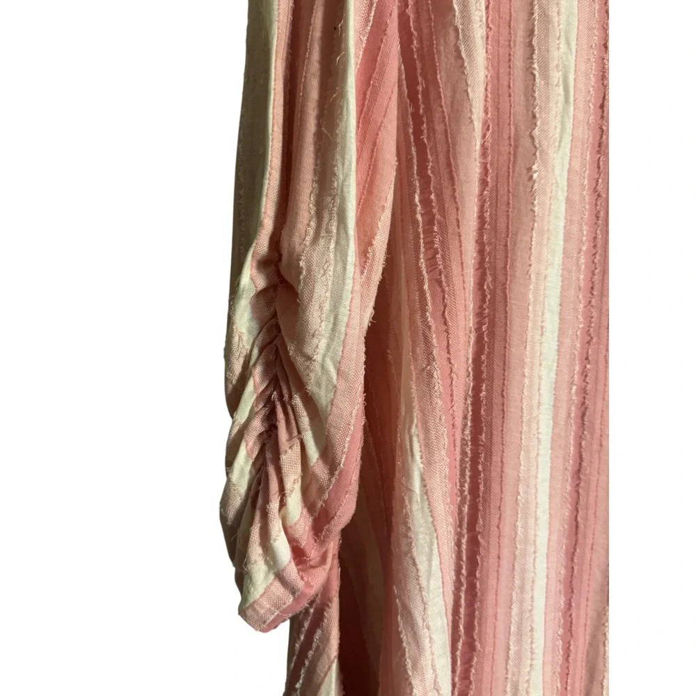 Casual Pink Striped Tunic Top - Women - Picture 3 of 7